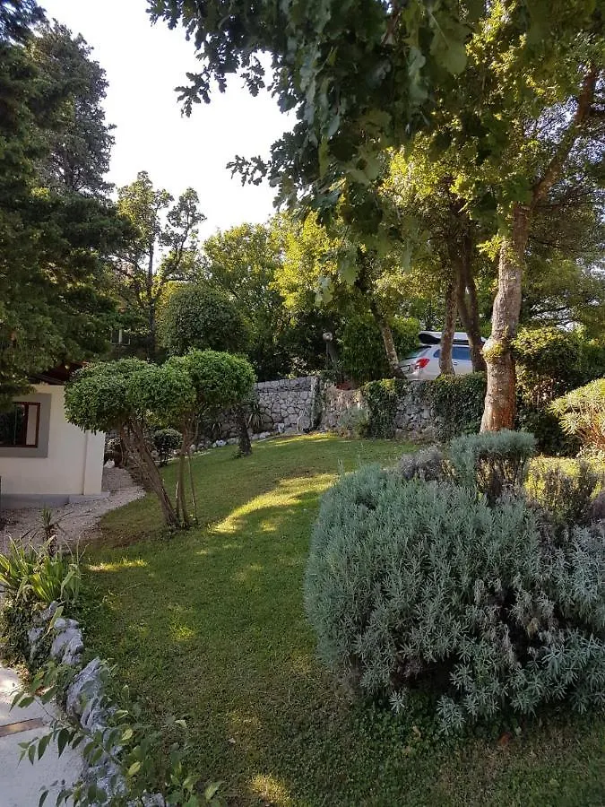 Apartments Villa Dora Kraljevica