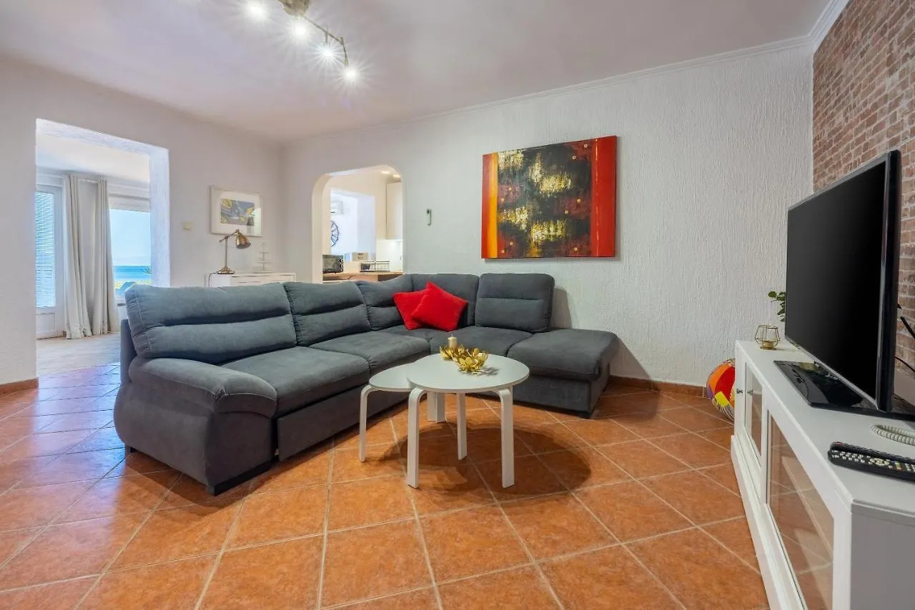 Apartments Villa Dora Kraljevica