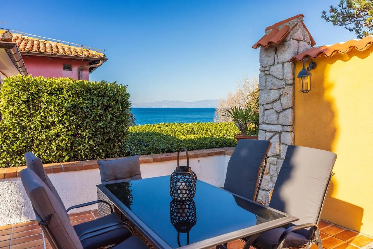Apartments Villa Dora Kraljevica Croatia