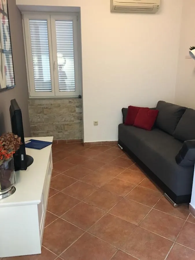 Apartments Villa Dora Kraljevica Croatia